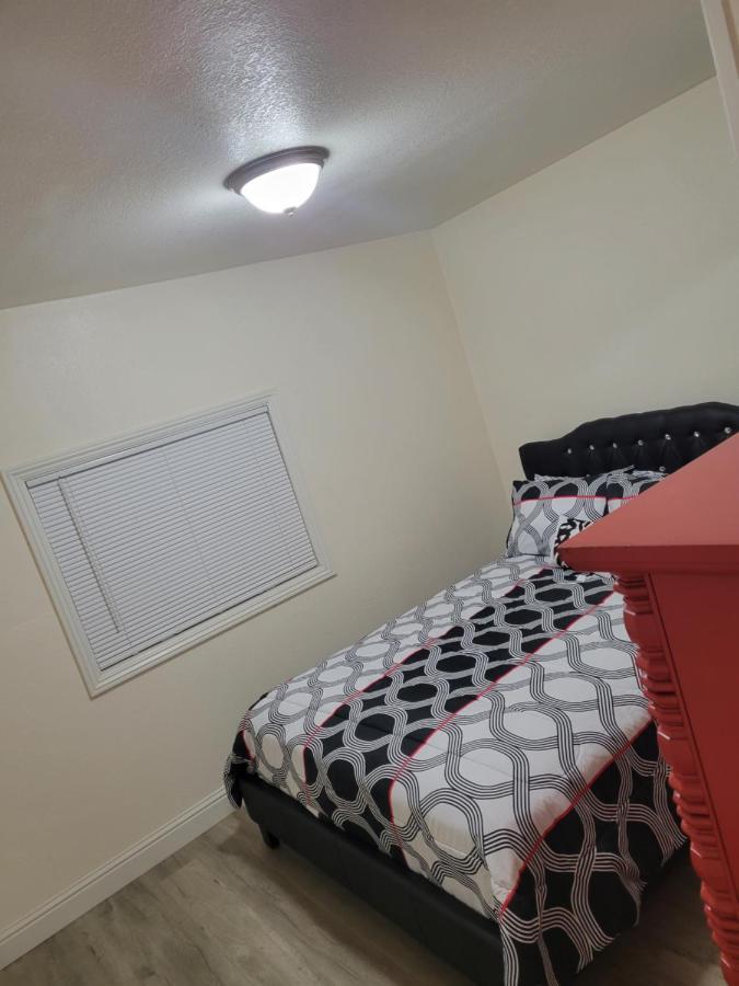 Adorable 1 Bedroom Apartment บาเยโค ภายนอก รูปภาพ